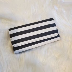 NWT Kut from the Kloth Slim Striped Wallet